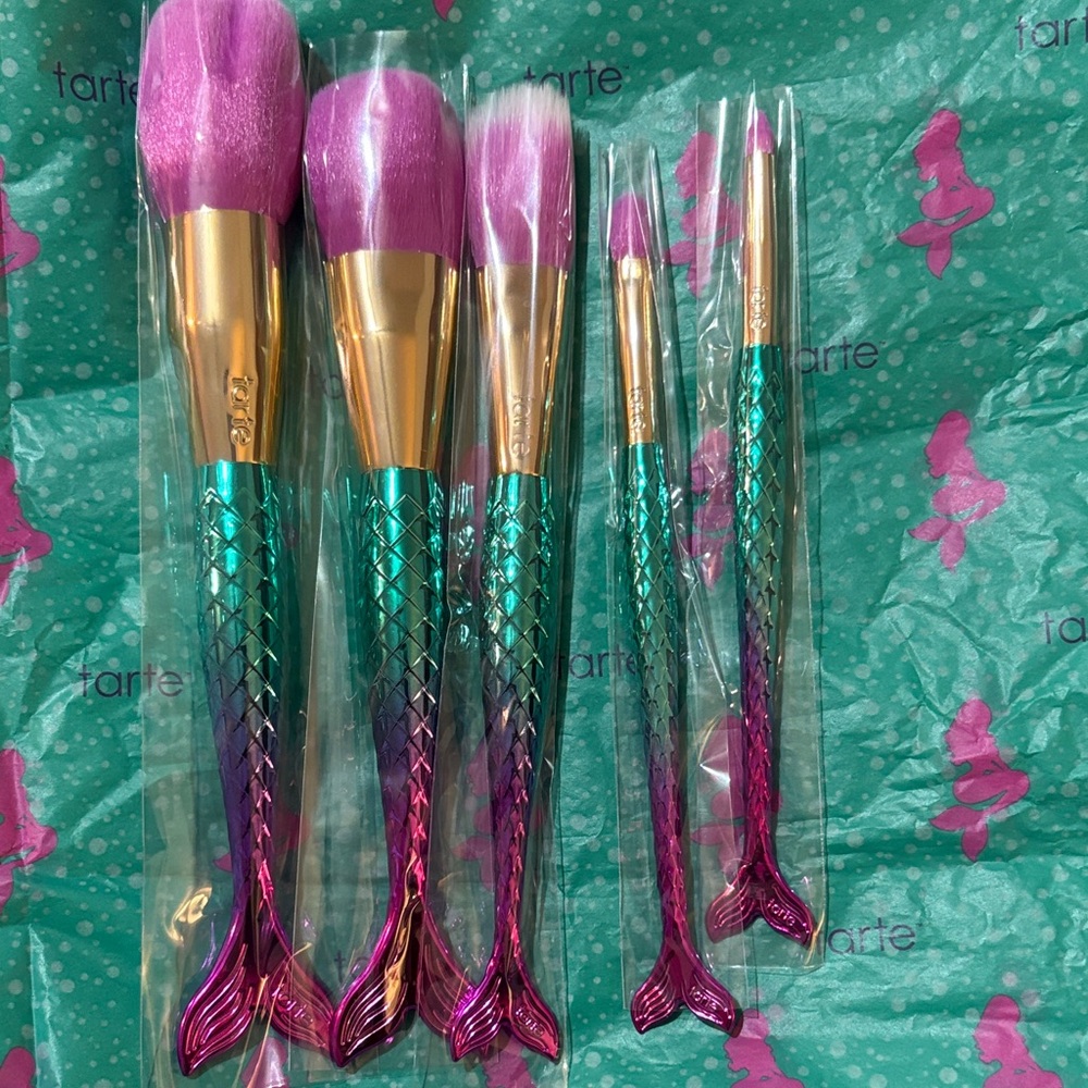 Tarte brush set